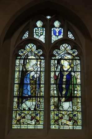 캔터베리의 성 둔스타노와 성 토마스 베케트_photo by Alwyn Ladell_in the Church of St Ambrose in Westbourne_England UK.jpg